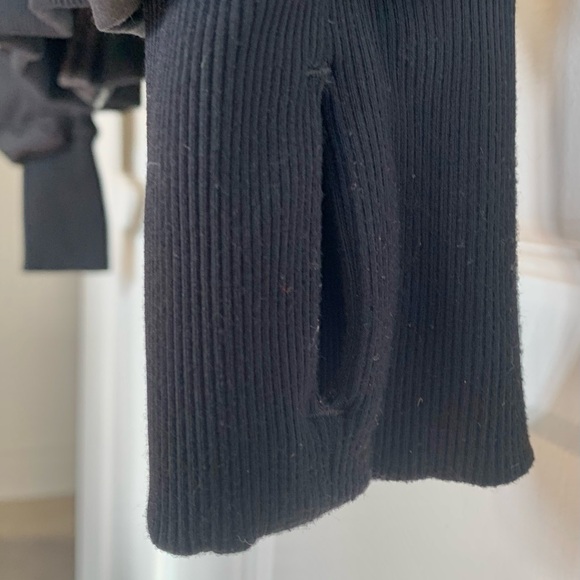 Lululemon Coat - Picture 4 of 8